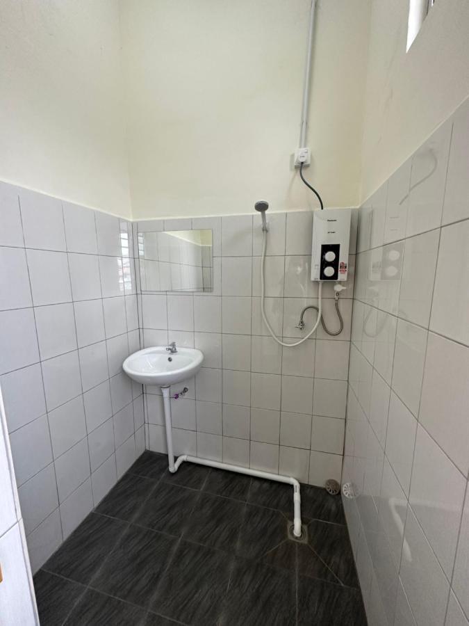 Ww Hostel 22A Private Shower George Town Exterior foto